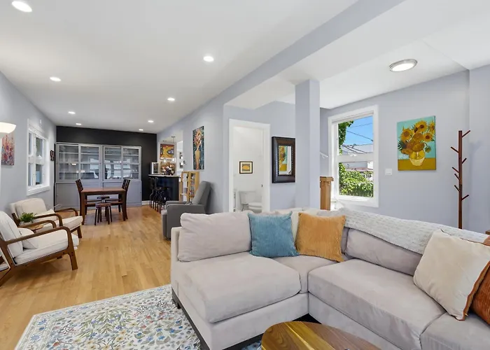 Charming Andersonville Coach House 3br 2,5ba Townhouse Ferienhaus Chicago