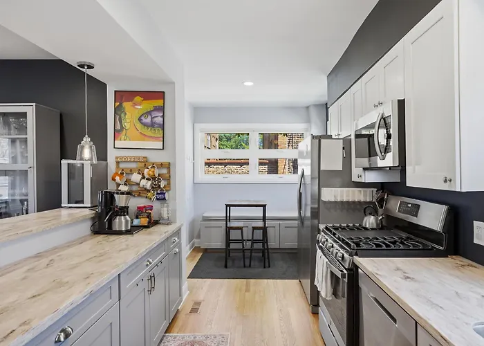 Charming Andersonville Coach House 3br 2,5ba Townhouse Ferienhaus Chicago